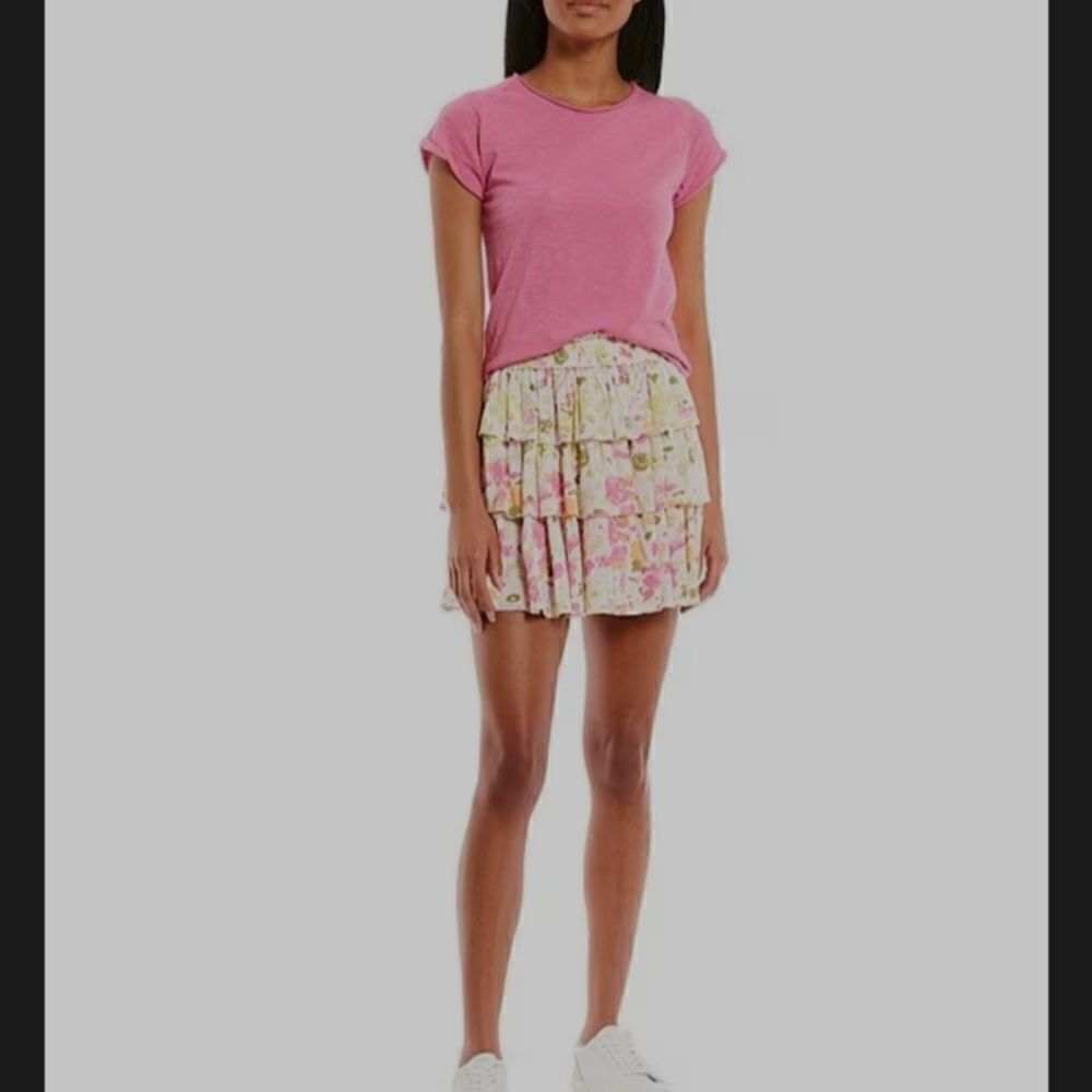 C&V Chelsea & VioletMid Rise Printed Ruffled Flippy Skirt - Picture 8 of 10